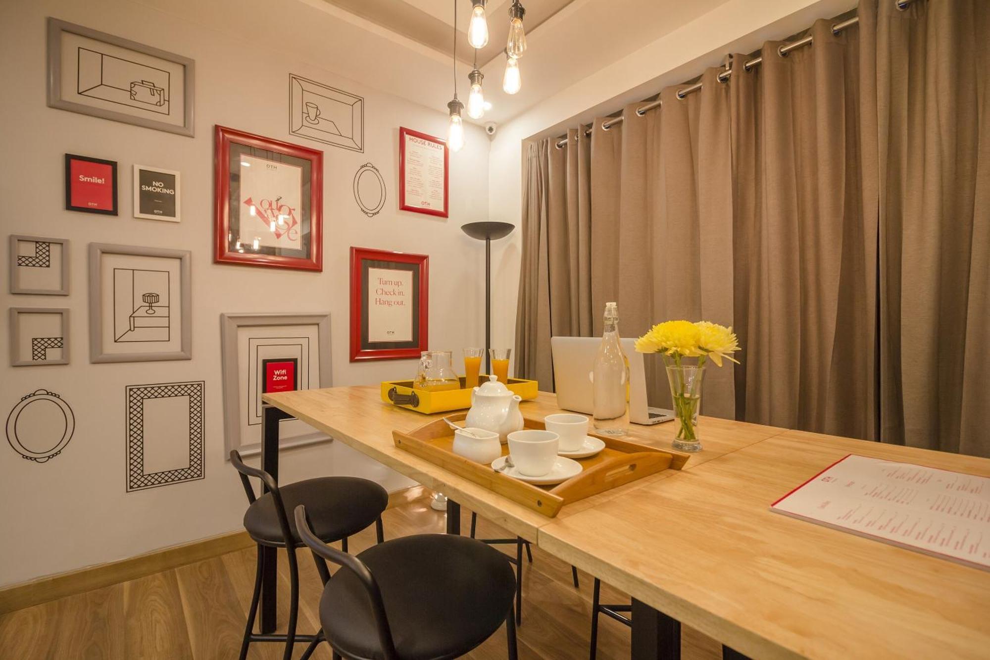 Hotel Townhouse Golden Frame Ghaziabad Esterno foto